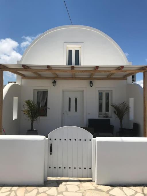 White Wave Villa, 3Min Walk From Beach Камарі Екстер'єр фото